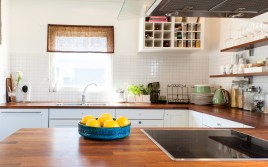Simple Cleaning Hacks to Ready Your Home for Guests Fast